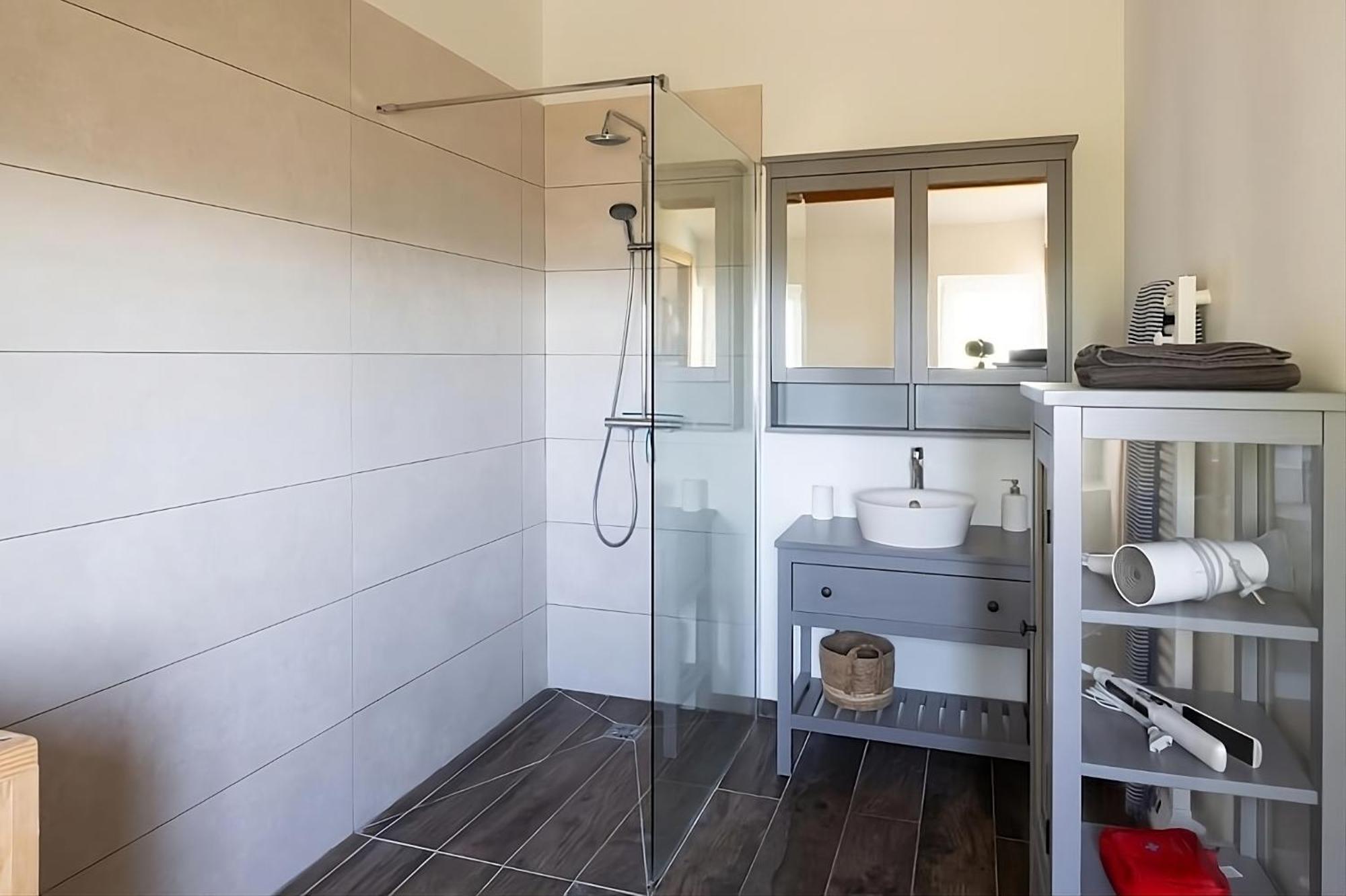 Mas Provencal De 120M2 En Camargue, Avec Piscine Et Parking Inclus, Ideal Pour Des Vacances Arles Exteriör bild